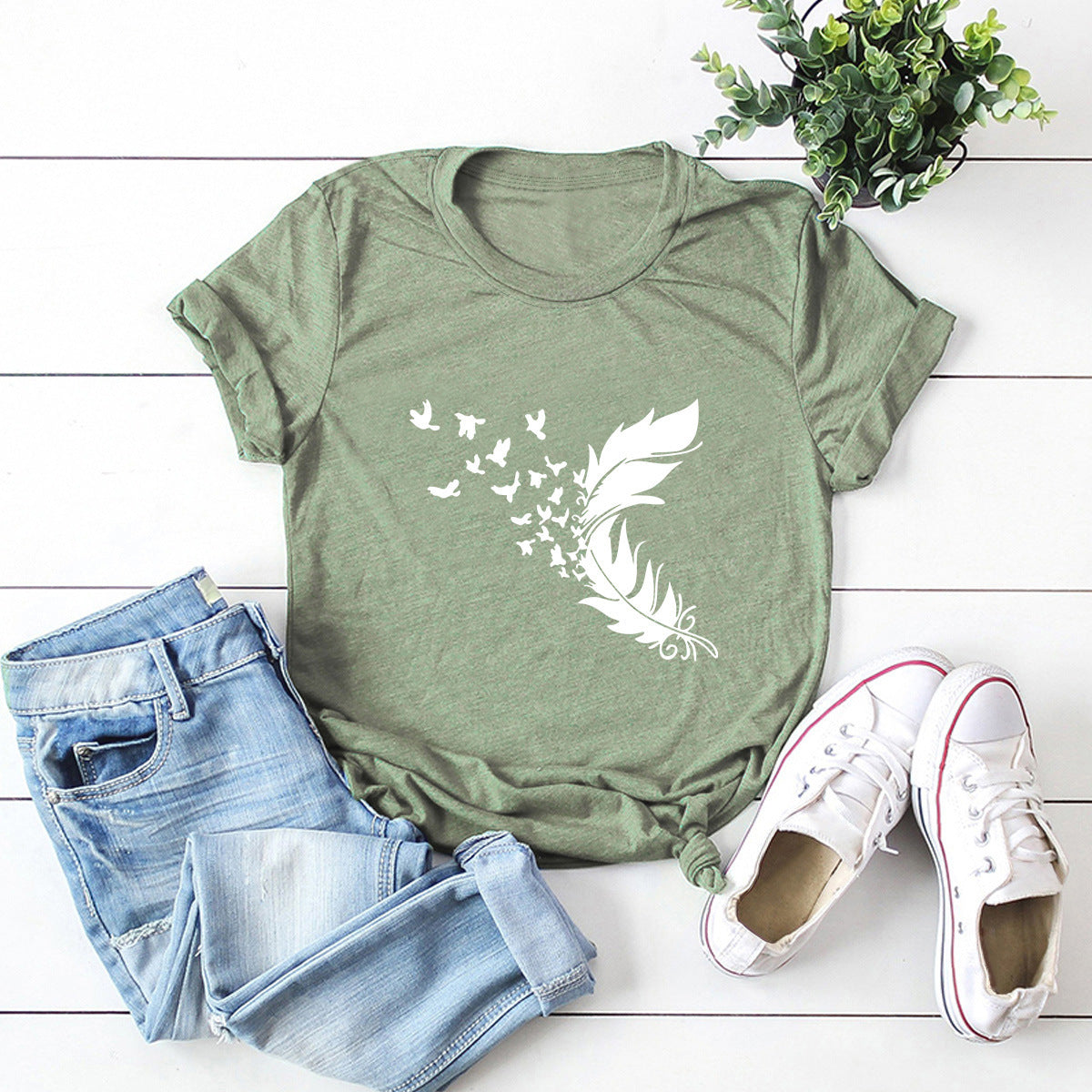 Summer Plus Size Women Clothing New Feather Print T-Shirt